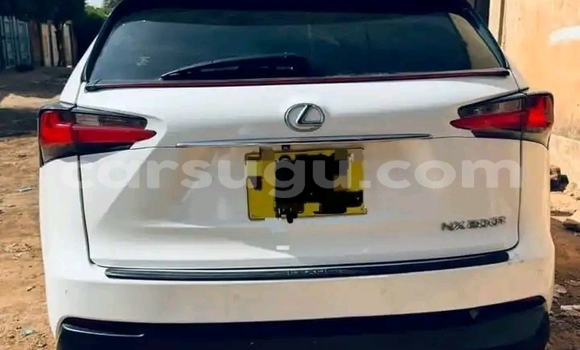 Acheter Occasion Voiture Lexus NX Blanc à Ouagadougou, Burkina-Faso Acheter Occasion Voiture Lexus NX Blanc à Ouagadougou, Burkina-Faso