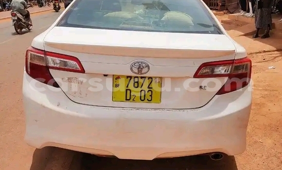 Acheter Occasion Voiture Toyota Camry Blanc à Ouagadougou, Burkina-Faso Acheter Occasion Voiture Toyota Camry Blanc à Ouagadougou, Burkina-Faso