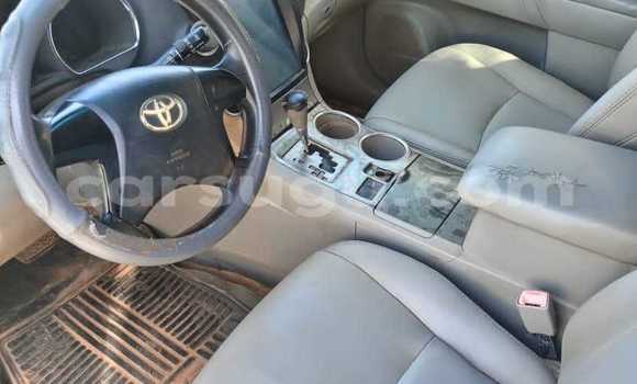 Acheter Occasion Voiture Toyota Highlander Blanc à Batie, Noumbiel Acheter Occasion Voiture Toyota Highlander Blanc à Batie, Noumbiel