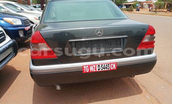 Acheter Occasion Voiture Mercedes-Benz 200 Autre à Bobo Dioulasso, Burkina-Faso Acheter Occasion Voiture Mercedes-Benz 200 Autre à Bobo Dioulasso, Burkina-Faso