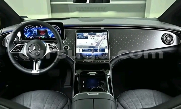 Acheter Occasion Voiture Mercedes-Benz 300–Series Blanc à Ouagadougou, Burkina-Faso Acheter Occasion Voiture Mercedes-Benz 300–Series Blanc à Ouagadougou, Burkina-Faso