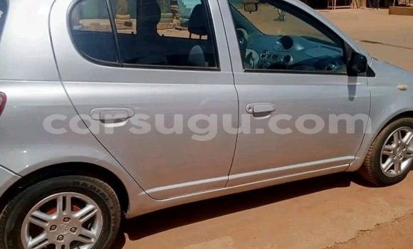 Acheter Occasion Voiture Toyota Yaris Gris à Ouagadougou, Burkina-Faso Acheter Occasion Voiture Toyota Yaris Gris à Ouagadougou, Burkina-Faso