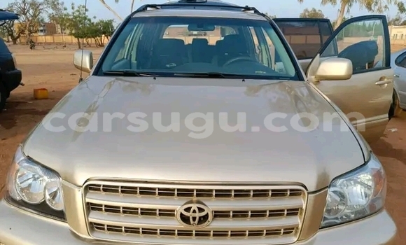Acheter Occasion Voiture Toyota Highlander Marron à Ouagadougou, Burkina-Faso Acheter Occasion Voiture Toyota Highlander Marron à Ouagadougou, Burkina-Faso