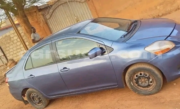 Acheter Occasion Voiture Toyota Yaris Noir à Ouagadougou, Burkina-Faso Acheter Occasion Voiture Toyota Yaris Noir à Ouagadougou, Burkina-Faso