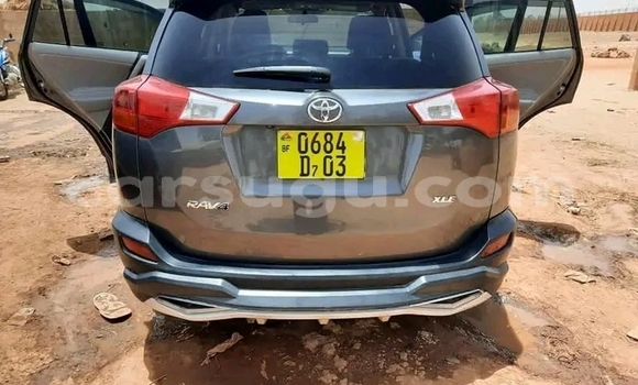 Sayi Na hannu Toyota RAV4 Azurfa Mota in Ouagadougou a Burkina Faso Sayi Na hannu Toyota RAV4 Azurfa Mota in Ouagadougou a Burkina Faso