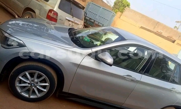 Acheter Occasion Voiture BMW X1 Gris à Ouagadougou, Burkina-Faso Acheter Occasion Voiture BMW X1 Gris à Ouagadougou, Burkina-Faso