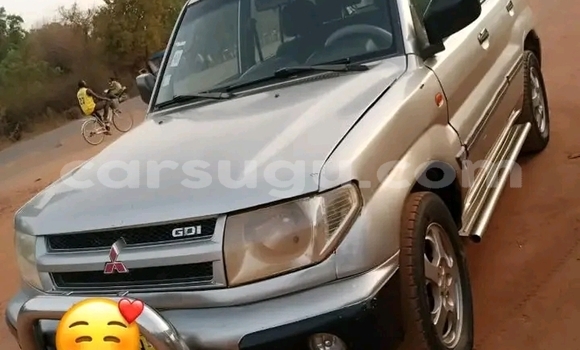 Acheter Occasion Voiture Mitsubishi Pajero Gris à Ouagadougou, Burkina-Faso Acheter Occasion Voiture Mitsubishi Pajero Gris à Ouagadougou, Burkina-Faso
