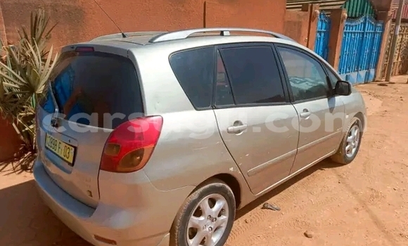 Acheter Occasion Voiture Toyota Corolla Verso Marron à Ouagadougou, Burkina-Faso Acheter Occasion Voiture Toyota Corolla Verso Marron à Ouagadougou, Burkina-Faso