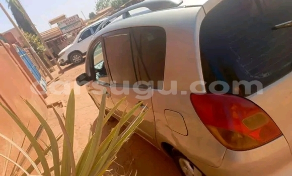 Acheter Occasion Voiture Toyota Corolla Verso Marron à Ouagadougou, Burkina-Faso Acheter Occasion Voiture Toyota Corolla Verso Marron à Ouagadougou, Burkina-Faso