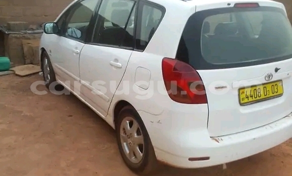 Acheter Occasion Voiture Toyota Corolla Verso Blanc à Ouagadougou, Burkina-Faso Acheter Occasion Voiture Toyota Corolla Verso Blanc à Ouagadougou, Burkina-Faso