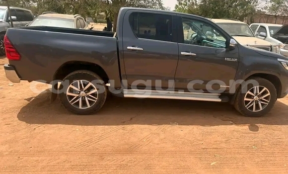 Acheter Occasion Voiture Toyota Hilux Noir à Ouagadougou, Burkina-Faso Acheter Occasion Voiture Toyota Hilux Noir à Ouagadougou, Burkina-Faso