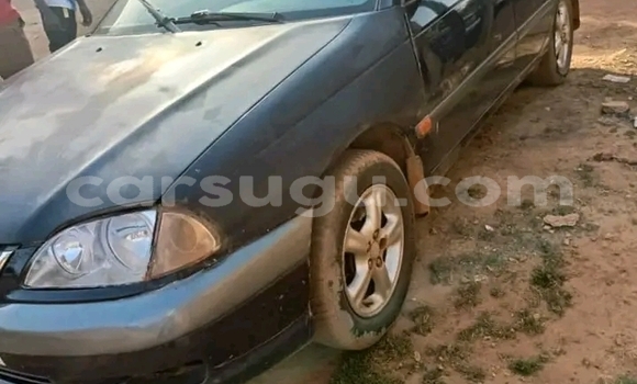 Acheter Occasion Voiture Toyota Avensis Bleu à Ouagadougou, Burkina-Faso Acheter Occasion Voiture Toyota Avensis Bleu à Ouagadougou, Burkina-Faso