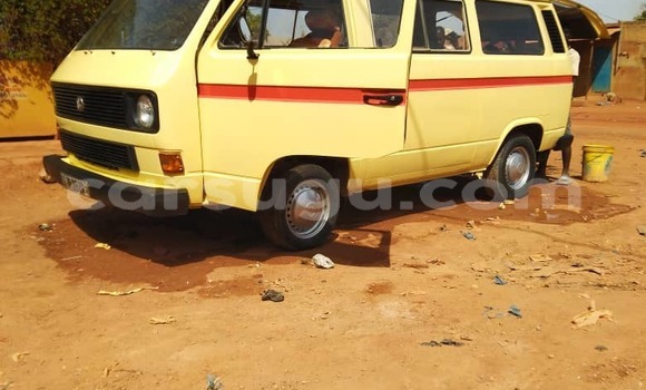 Buy Used Volkswagen Multivan Beige Car in Ouagadougou in Burkina Faso Buy Used Volkswagen Multivan Beige Car in Ouagadougou in Burkina Faso