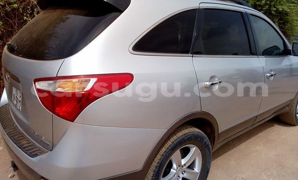 Acheter Occasion Voiture Hyundai Veracruz Gris à Ouagadougou au Burkina-Faso Acheter Occasion Voiture Hyundai Veracruz Gris à Ouagadougou au Burkina-Faso