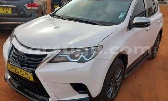 Acheter Occasion Voiture Toyota RAV4 Blanc à Kaya, Burkina-Faso Acheter Occasion Voiture Toyota RAV4 Blanc à Kaya, Burkina-Faso