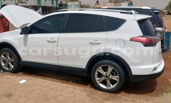 Acheter Occasion Voiture Toyota Harrier Blanc à Koloko, Kenedougou