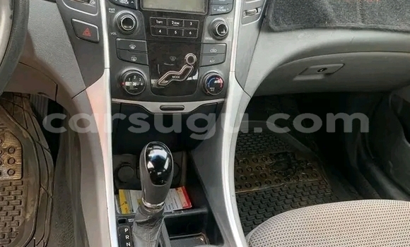 Sayi Na hannu Hyundai Trajet Sauran Mota in Ouagadougou a Burkina Faso Sayi Na hannu Hyundai Trajet Sauran Mota in Ouagadougou a Burkina Faso