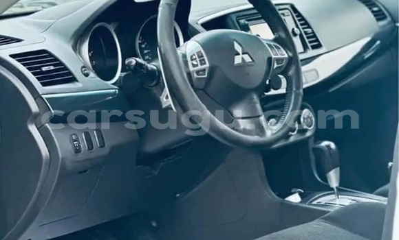 Acheter Occasion Voiture Mitsubishi Lancer Blanc à Bobo Dioulasso, Burkina-Faso Acheter Occasion Voiture Mitsubishi Lancer Blanc à Bobo Dioulasso, Burkina-Faso