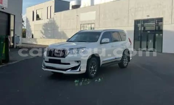 Acheter Occasion Voiture Toyota Prado Noir à Ouagadougou, Burkina-Faso Acheter Occasion Voiture Toyota Prado Noir à Ouagadougou, Burkina-Faso