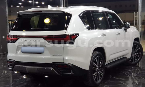 Acheter Occasion Voiture Lexus LX Blanc à Ouagadougou, Burkina-Faso Acheter Occasion Voiture Lexus LX Blanc à Ouagadougou, Burkina-Faso