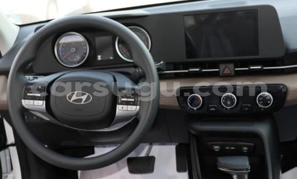 Buy Used Hyundai Accent White Car in Ouagadougou in Burkina Faso Buy Used Hyundai Accent White Car in Ouagadougou in Burkina Faso