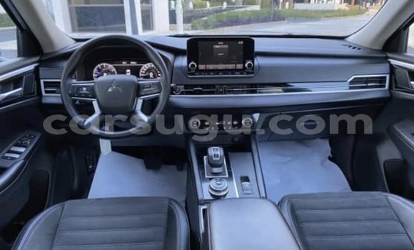 Buy Used Mitsubishi Outlander White Car in Bekuy in Houet Buy Used Mitsubishi Outlander White Car in Bekuy in Houet