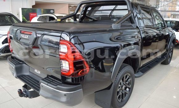Acheter Neuf Voiture Toyota Hilux Noir à Import - Dubai, Burkina-Faso Acheter Neuf Voiture Toyota Hilux Noir à Import - Dubai, Burkina-Faso