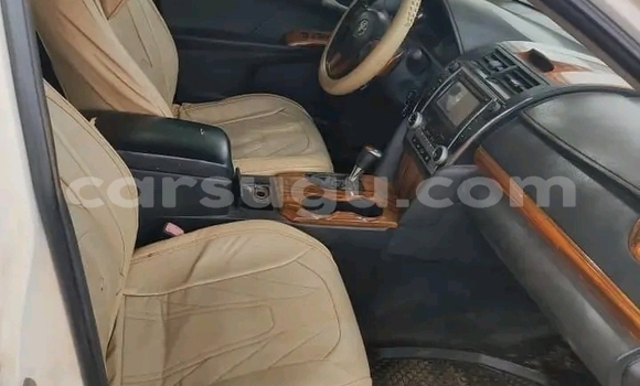 Acheter Occasion Voiture Toyota Camry Blanc à Ouagadougou, Burkina-Faso Acheter Occasion Voiture Toyota Camry Blanc à Ouagadougou, Burkina-Faso