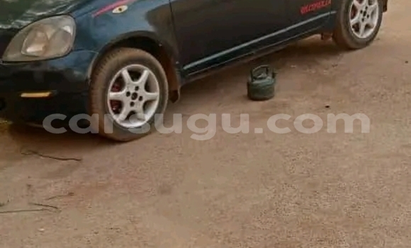 Acheter Occasion Voiture Toyota Yaris Noir à Ouagadougou, Burkina-Faso