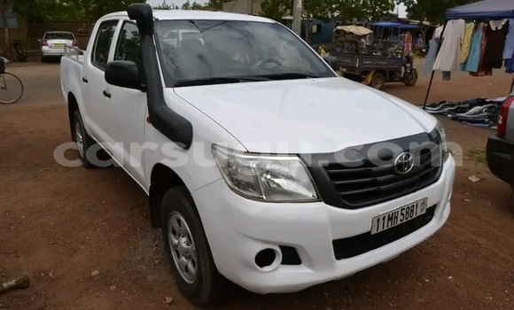 Acheter Occasion Voiture Toyota Pickup Blanc à Ouagadougou, Burkina-Faso Acheter Occasion Voiture Toyota Pickup Blanc à Ouagadougou, Burkina-Faso