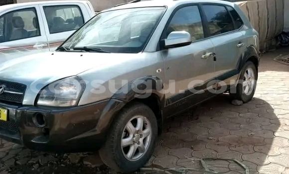Acheter Occasion Voiture Hyundai Tucson Vert à Ouagadougou, Burkina-Faso Acheter Occasion Voiture Hyundai Tucson Vert à Ouagadougou, Burkina-Faso