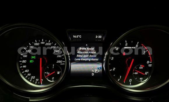 Acheter Import Voiture Mercedes-Benz 4Matic Blanc à Ouagadougou, Burkina-Faso