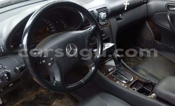 Acheter Occasion Voiture Mercedes-Benz 250 Gris à Ouagadougou, Burkina-Faso Acheter Occasion Voiture Mercedes-Benz 250 Gris à Ouagadougou, Burkina-Faso