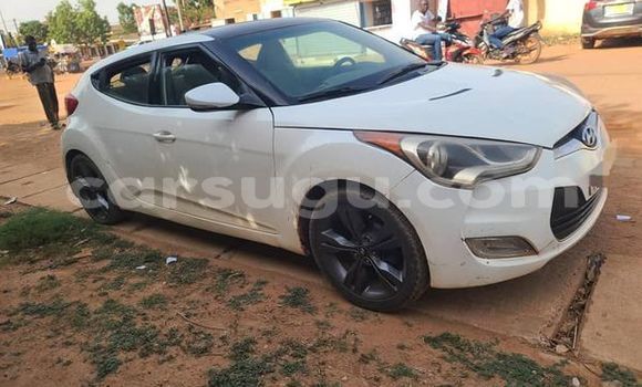 Sayi Na hannu Hyundai Veloster White Mota in Ouagadougou a Burkina Faso Sayi Na hannu Hyundai Veloster White Mota in Ouagadougou a Burkina Faso