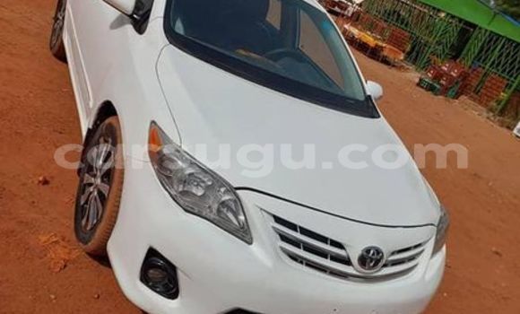 Sayi Na hannu Toyota Corolla White Mota in Ouagadougou a Burkina Faso Sayi Na hannu Toyota Corolla White Mota in Ouagadougou a Burkina Faso