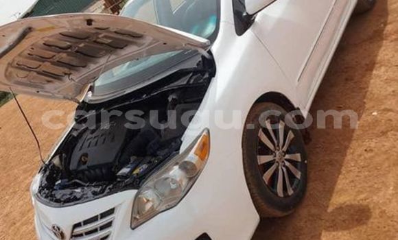 Sayi Na hannu Toyota Corolla White Mota in Ouagadougou a Burkina Faso Sayi Na hannu Toyota Corolla White Mota in Ouagadougou a Burkina Faso