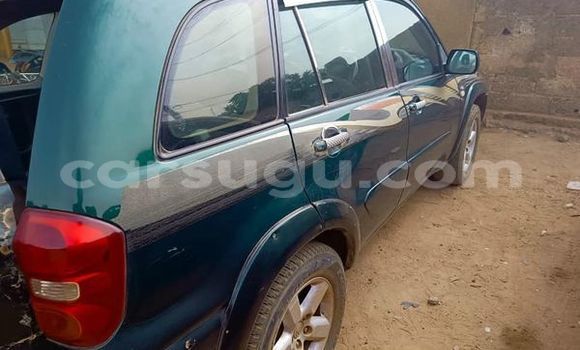 Sayi Na hannu Toyota RAV4 Green Mota in Ouagadougou a Burkina Faso Sayi Na hannu Toyota RAV4 Green Mota in Ouagadougou a Burkina Faso