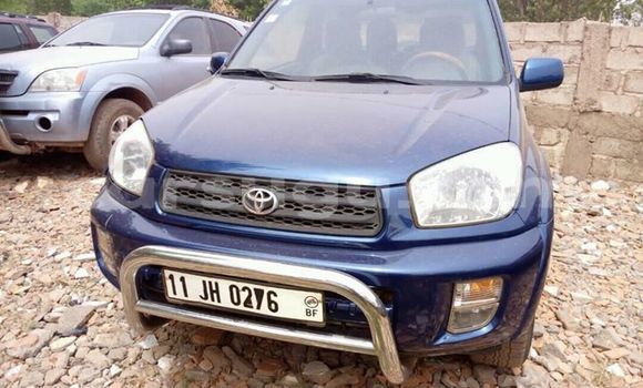 Acheter Occasion Voiture Toyota RAV4 Bleu à Ouagadougou au Burkina-Faso Acheter Occasion Voiture Toyota RAV4 Bleu à Ouagadougou au Burkina-Faso