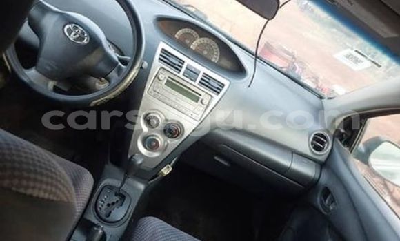 Sayi Na hannu Toyota Yaris Azurfa Mota in Ouagadougou a Burkina Faso Sayi Na hannu Toyota Yaris Azurfa Mota in Ouagadougou a Burkina Faso