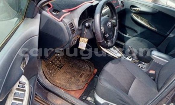 Sayi Na hannu Toyota Corolla Azurfa Mota in Ouagadougou a Burkina Faso Sayi Na hannu Toyota Corolla Azurfa Mota in Ouagadougou a Burkina Faso