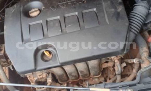 Sayi Na hannu Toyota Matrix White Mota in Ouagadougou a Burkina Faso Sayi Na hannu Toyota Matrix White Mota in Ouagadougou a Burkina Faso