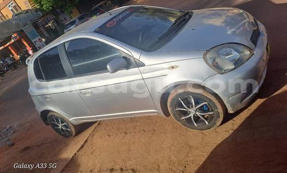 Sayi Na hannu Toyota Yaris Sauran Mota in Ouagadougou a Burkina Faso Sayi Na hannu Toyota Yaris Sauran Mota in Ouagadougou a Burkina Faso