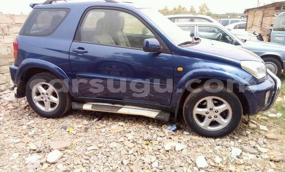 Acheter Occasion Voiture Toyota RAV4 Bleu à Ouagadougou au Burkina-Faso Acheter Occasion Voiture Toyota RAV4 Bleu à Ouagadougou au Burkina-Faso