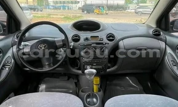 Sayi Na hannu Toyota Yaris Ativ Black Mota in Ouagadougou a Burkina Faso Sayi Na hannu Toyota Yaris Ativ Black Mota in Ouagadougou a Burkina Faso