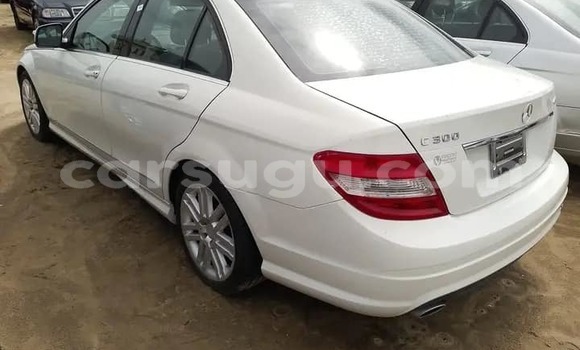 Acheter Occasion Voiture Mercedes-Benz C–Class Blanc à Bogande, Gnagna Acheter Occasion Voiture Mercedes-Benz C–Class Blanc à Bogande, Gnagna