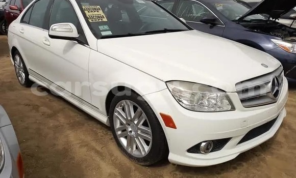 Acheter Occasion Voiture Mercedes-Benz C–Class Blanc à Bogande, Gnagna Acheter Occasion Voiture Mercedes-Benz C–Class Blanc à Bogande, Gnagna