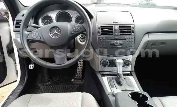 Acheter Occasion Voiture Mercedes-Benz C–Class Blanc à Bogande, Gnagna Acheter Occasion Voiture Mercedes-Benz C–Class Blanc à Bogande, Gnagna