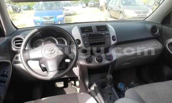 Sayi Na hannu Toyota RAV4 Black Mota in Boromo a Bale Sayi Na hannu Toyota RAV4 Black Mota in Boromo a Bale