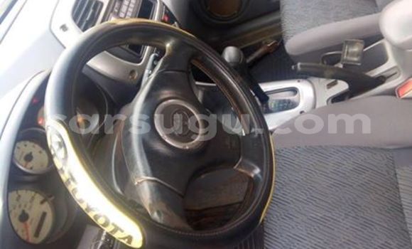 Sayi Na hannu Toyota RAV4 Azurfa Mota in Ouagadougou a Burkina Faso Sayi Na hannu Toyota RAV4 Azurfa Mota in Ouagadougou a Burkina Faso