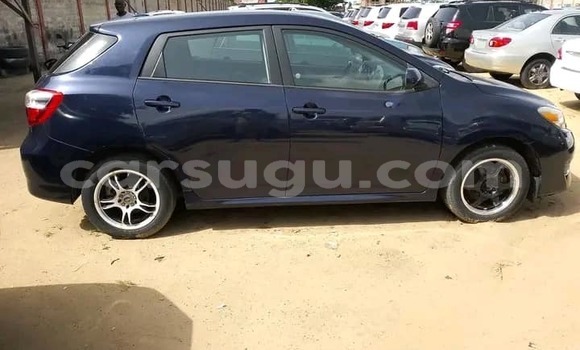 Sayi Na hannu Toyota Matrix Blue Mota in Boromo a Bale Sayi Na hannu Toyota Matrix Blue Mota in Boromo a Bale